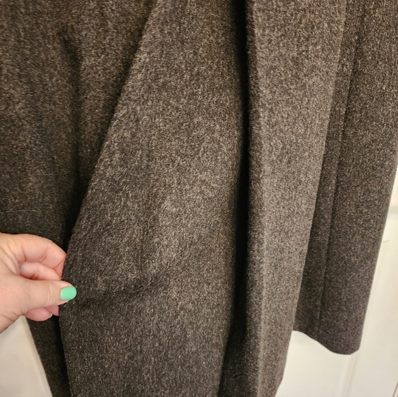 Vintage Mens PIERRE CARDIN 100%wool Top Coat - Picture 7 of 16